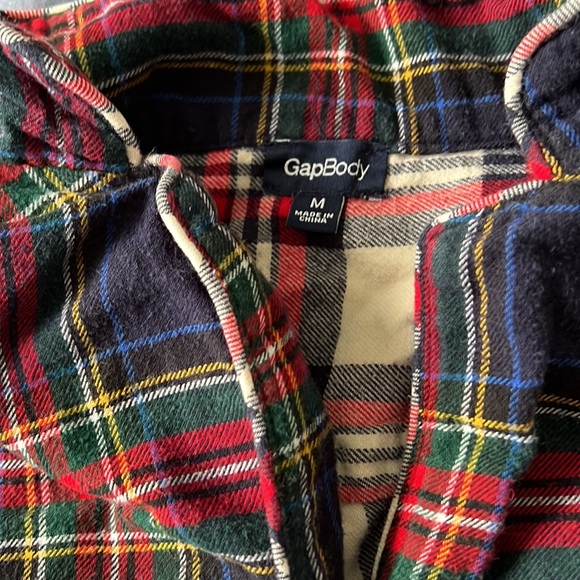 Gap body medium pajama flannel button shirt - Picture 2 of 4